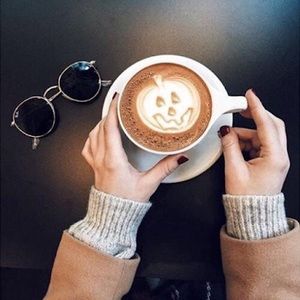 Meet your Posher, Rasha